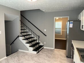 805 Zapata Ln in Fayetteville, NC - Building Photo - Building Photo