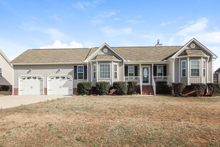 42 Imperial Dr in Clayton, NC - Building Photo