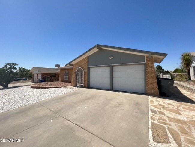 1529 Jim Colbert Ln in El Paso, TX - Building Photo - Building Photo
