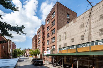 502-508 Hudson St in New York, NY - Building Photo - Building Photo