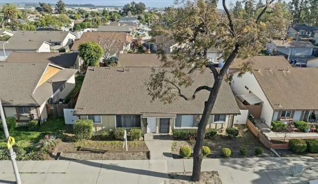 property at 8812-8814 N Bank Dr