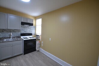 2002 N 56th St-Unit -2 in Philadelphia, PA - Building Photo - Building Photo