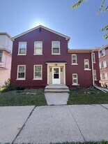 121 E Gorham St in Madison, WI - Building Photo