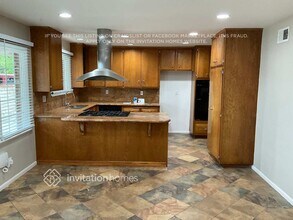 16309 San Jose St in Los Angeles, CA - Building Photo - Building Photo