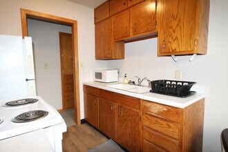 1023 S Jay St in Aberdeen, SD - Building Photo - Building Photo