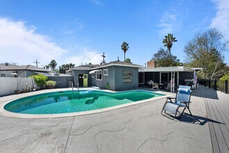 5165 Alumni Pl in San Diego, CA - Building Photo - Building Photo