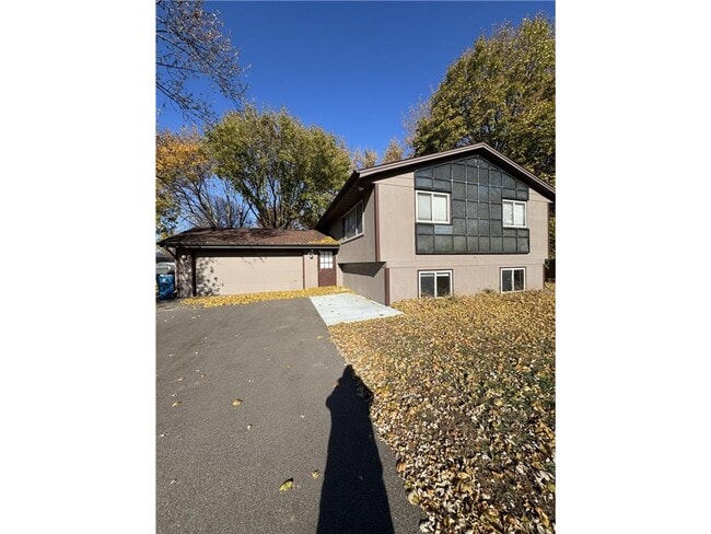 property at 6024 113th Ave N