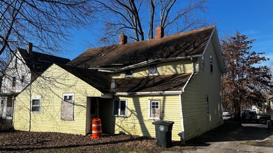 495 Sumner St in Akron, OH - Building Photo - Building Photo