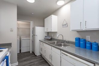 Landmark Flats in Fayetteville, NC - Building Photo - Interior Photo