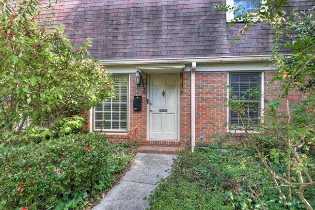 property at 314 Laurens St SW