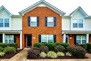 1012 Shaman Crossing in Murfreesboro, TN - Building Photo