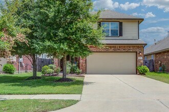 6879 Dogwood Cliff Ln in Dickinson, TX - Building Photo - Building Photo