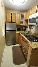 4025 Indian Creek Dr-Unit -202 in Miami Beach, FL - Building Photo - Building Photo