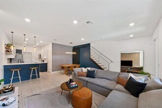 5180 Eucalyptus Dr in Hollywood, FL - Building Photo - Building Photo