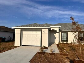 1421 NE 8th Pl in Cape Coral, FL - Building Photo