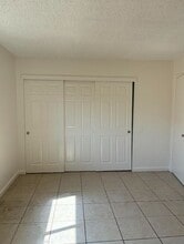 7663 Jacaranda Ct in Sacramento, CA - Building Photo - Building Photo