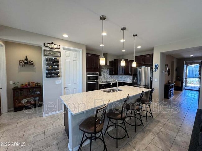 6516 W Madre Del Oro Dr in Phoenix, AZ - Building Photo - Building Photo