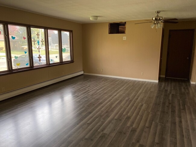 504 E Main St in Geneseo, IL - Building Photo - Building Photo