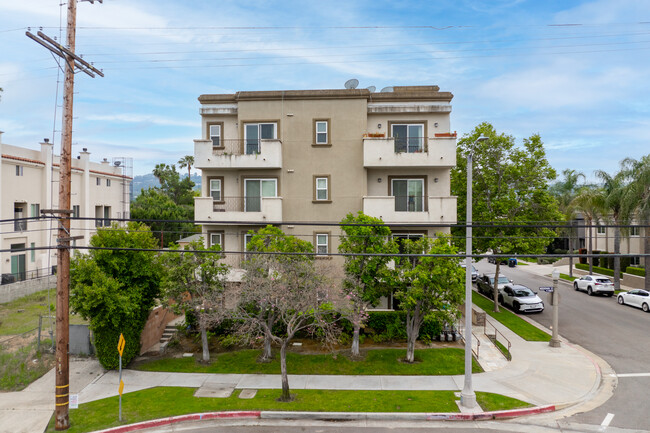 11454 Moorpark St in Los Angeles, CA - Foto de edificio - Building Photo