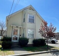 15 Green St in Reading, MA - Building Photo - Building Photo
