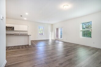 1026 Feldman Chase in Loganville, GA - Building Photo - Building Photo