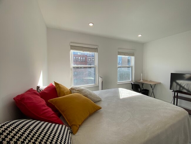 property at 1327 Belmont St NW