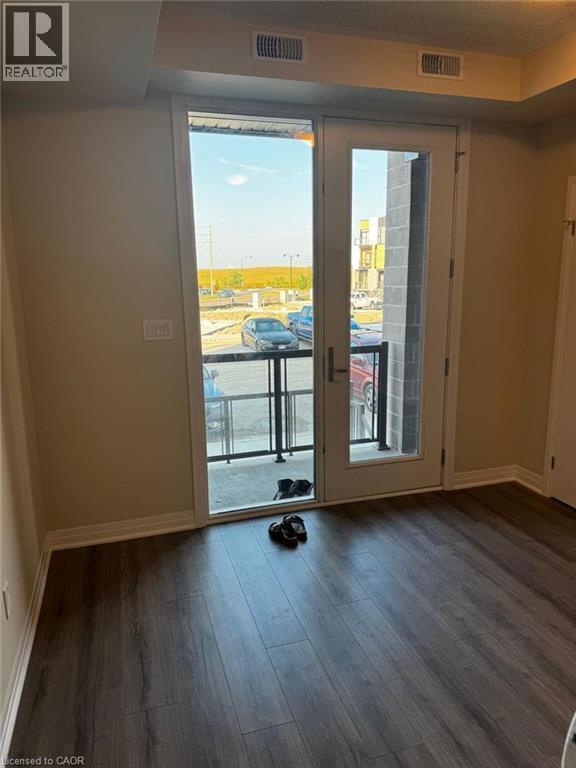 58 Foamflower Pl in Waterloo, ON - Building Photo - Building Photo