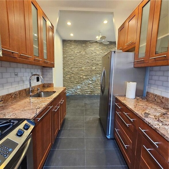 property at 1535 E 31st St