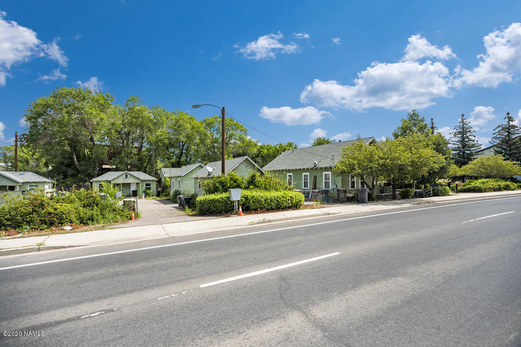 122 E Butler Ave in Flagstaff, AZ - Building Photo