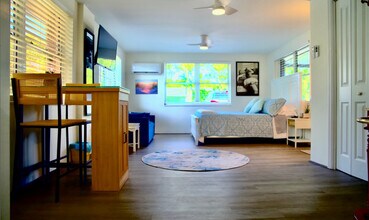 2035 15th Pl in Vero Beach, FL - Building Photo - Building Photo