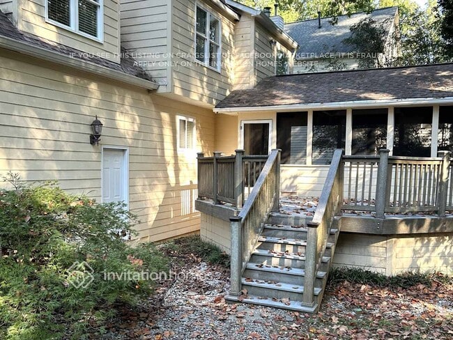 1361 Willowbrook Dr SW in Marietta, GA - Building Photo - Building Photo