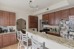 3144 N Southport Ave, Unit CH2 in Chicago, IL - Building Photo