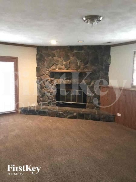 1917 Joanna Ave in Zion, IL - Foto de edificio - Building Photo