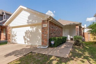 11512 Gloriosa Dr in Fort Worth, TX - Building Photo