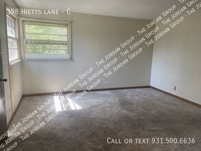 398 Hietts Ln in Clarksville, TN - Building Photo - Building Photo