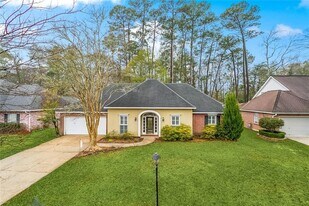 2088 Timbercreek Ln in Mandeville, LA - Building Photo