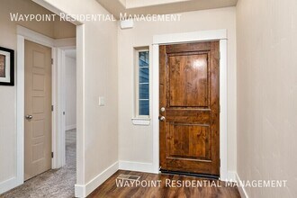 2686 Vallin Ave N in Meridian, ID - Building Photo - Building Photo