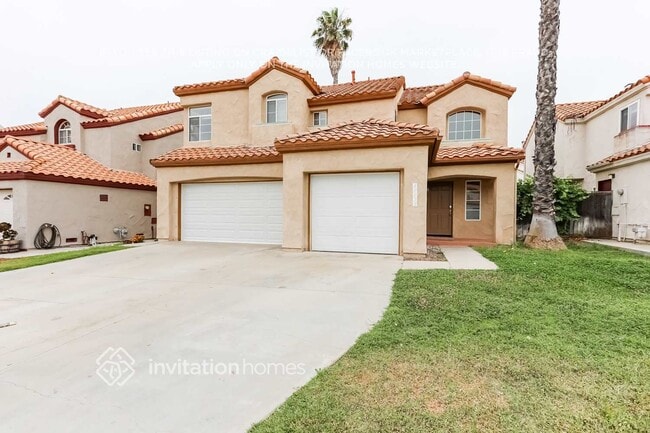40032 White Leaf Ln