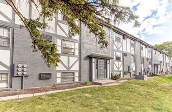 Winter Haven Apartments in Toledo, OH - Foto de edificio - Building Photo