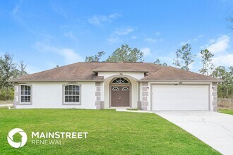 944 Berg St E in Lehigh Acres, FL - Building Photo - Building Photo