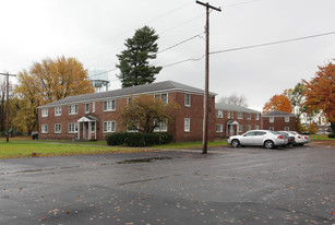 Maple Pine Manor Apartments