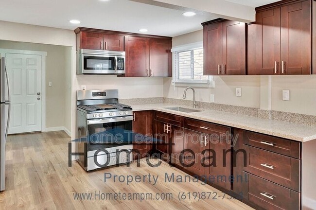 438 B Ave in National City, CA - Building Photo - Building Photo