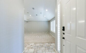 4906 100th St in Lubbock, TX - Building Photo - Building Photo