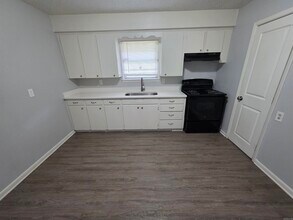 8709 Duncan Dr in Little Rock, AR - Building Photo - Building Photo