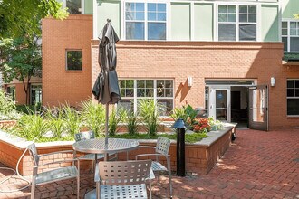 909 Usher St in Alexandria, VA - Building Photo - Building Photo