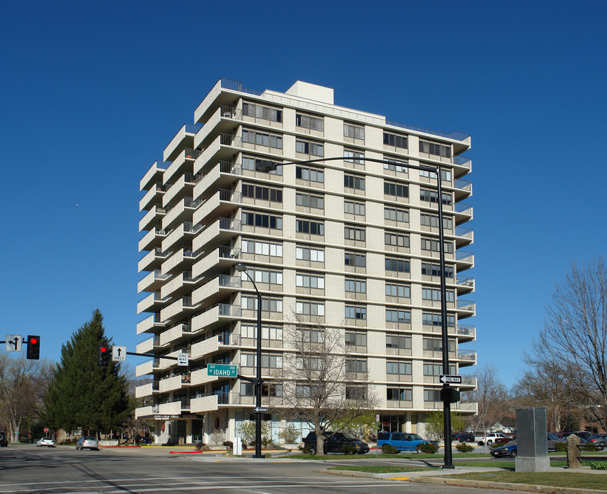 Imperial Plaza Condominiums in Boise, ID - Building Photo