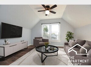 5128 W Henderson St, Unit 3 in Chicago, IL - Building Photo - Building Photo