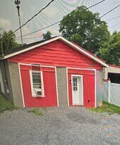 110 Tomago St in Granville, WV - Building Photo
