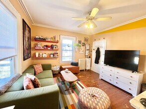 5 Hollis Pl, Unit 1 in Boston, MA - Building Photo - Building Photo