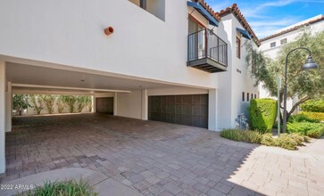 8333 E Via Paseo del Norte in Scottsdale, AZ - Building Photo - Building Photo